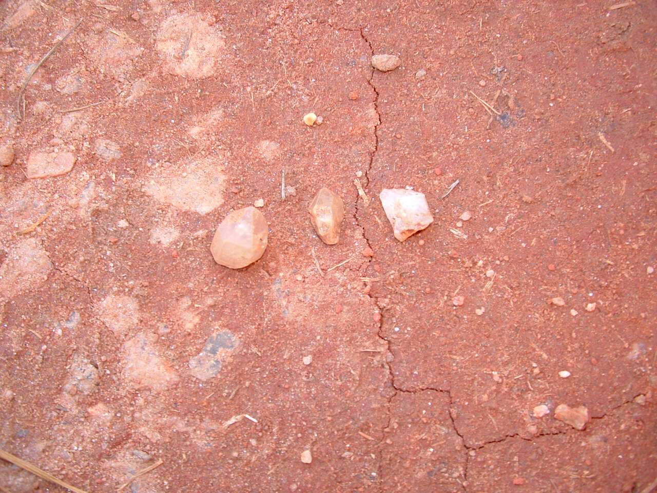 Crystals In The Red Georgia Clay | Blind Pig and The Acorn