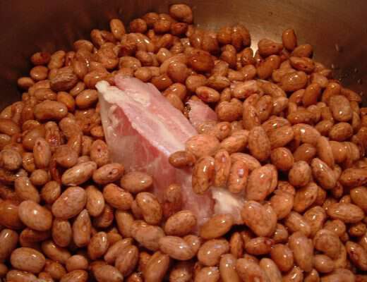 seasoning pinto beans