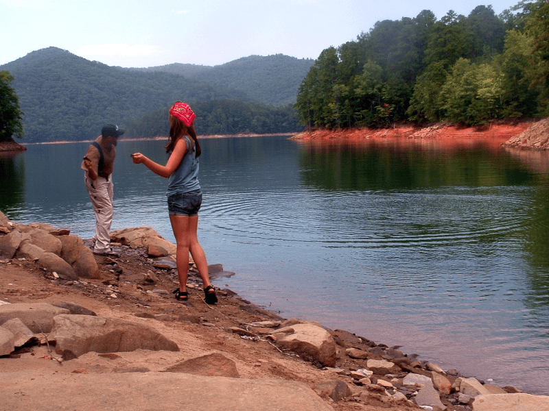 My life in appalachia - Skipping Rocks