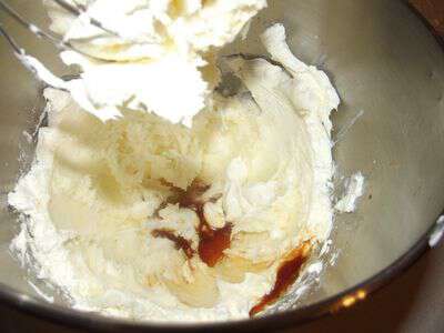 Easy recipe for cream cheese danish