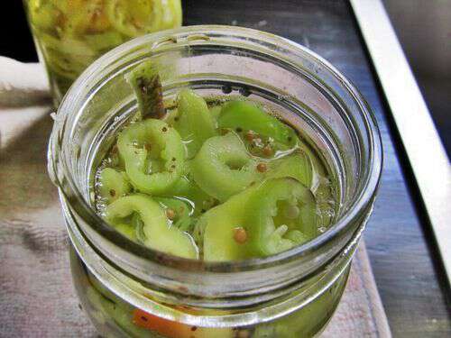 Easiest pickled pepper recipe