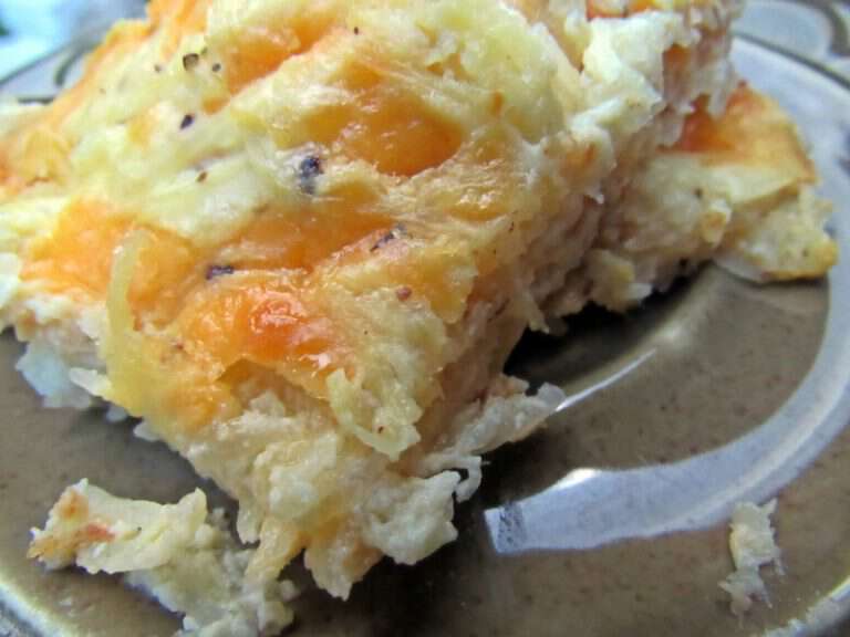 Cheesy spaghetti squash casserole