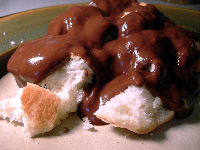 chocolate gravy and biscuits