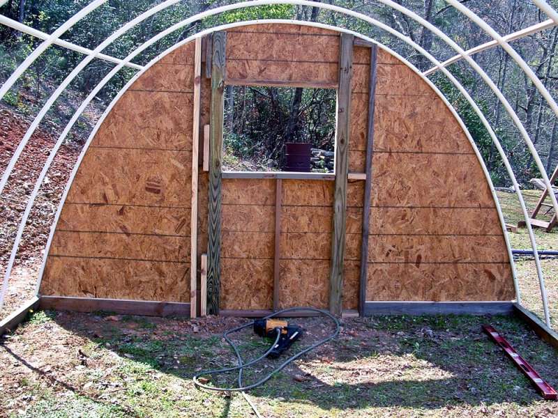 easy to build greenhouse