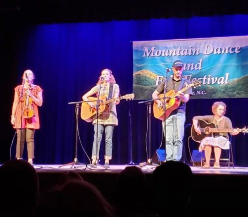 the pressley girls on stage