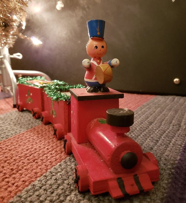 handmade christmas train