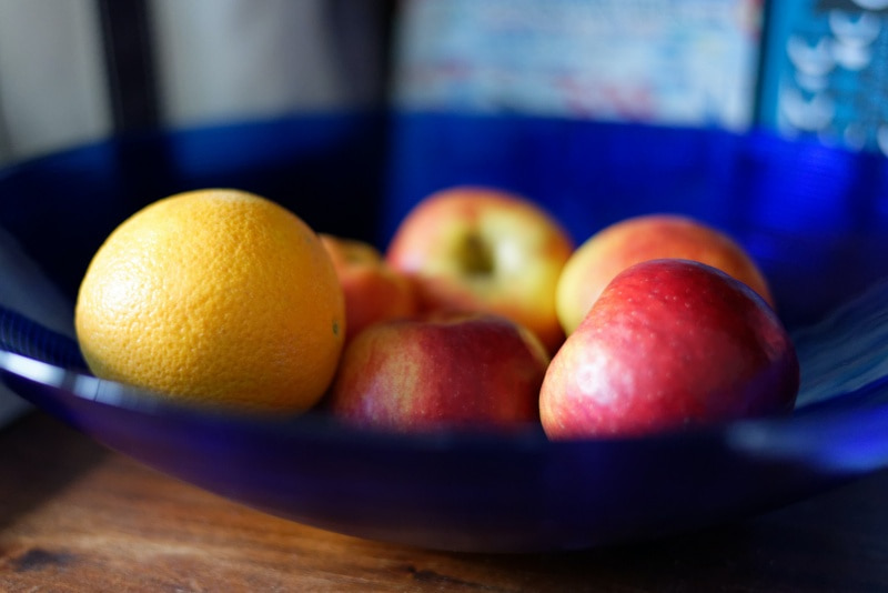 bowl of oranges and apples