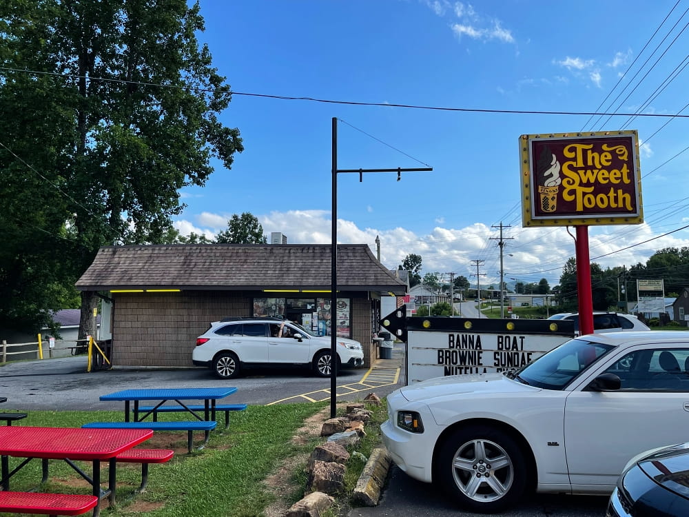 Sweet Tooth Cafe