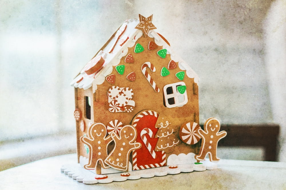 small Christmas house craft