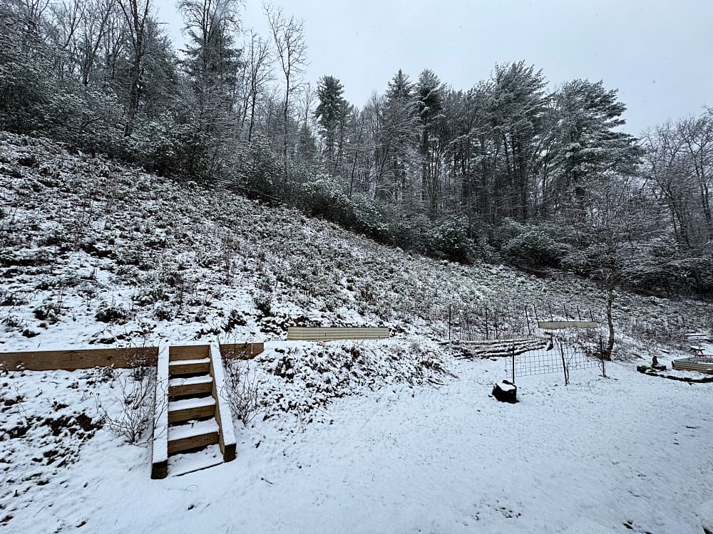 skiff of snow