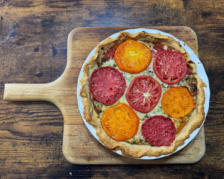 freshly baked tomato pie