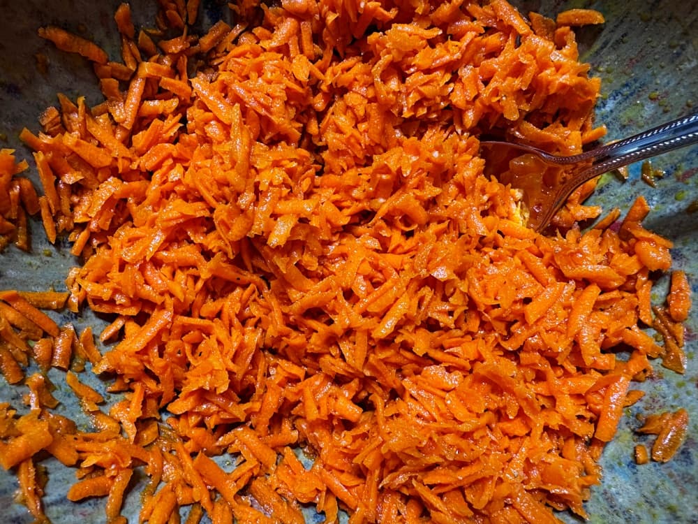 carrots in bowl